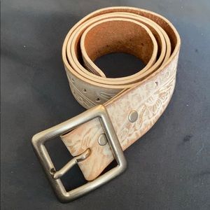 Lucky Brand Washed White Belt